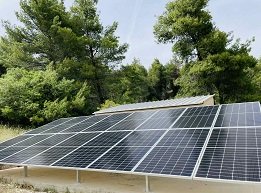 Μονοφασικό Φωτοβολταϊκό αυτονομίας με Quatro Victron 15kva